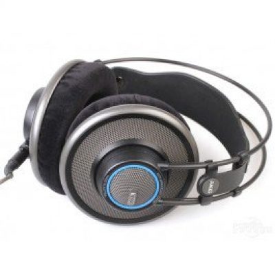 Слушалки AKG K702